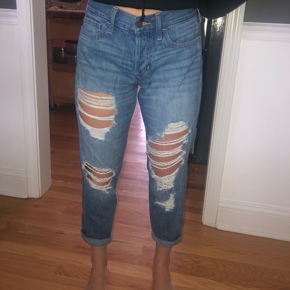 Hollister low rise boyfriend jeans - Picture 2 of 3